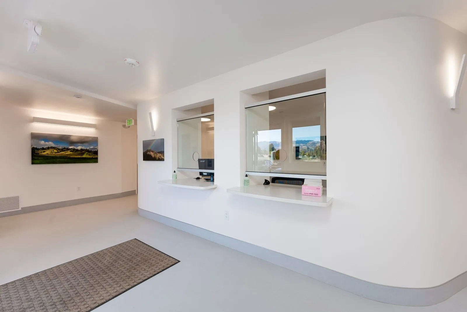 Reception windows
